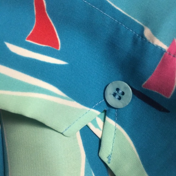 Draper’s & Damon’s Vintage Blue Tropical Floral Sailboat Button Down Shirt - Picture 7 of 10